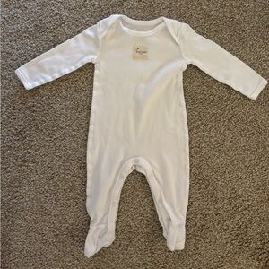 Burt’s Bees Baby White Onesie 0-3 Months
